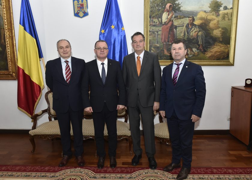 Întâlnirea ministrului Adrian Oros cu ambasadorul Ungariei la București, stiri agricole, madr, subventii apia