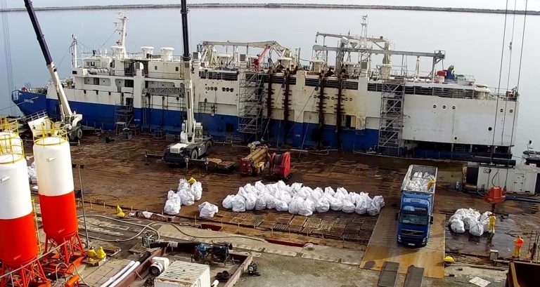 ANSVSA: a fost finalizată operațiunea de recuperare a oilor moarte din nava Queen Hind.În cadrul acțiunii au fost extrase din epava navei 14.230 de cadavre, stiri agricole