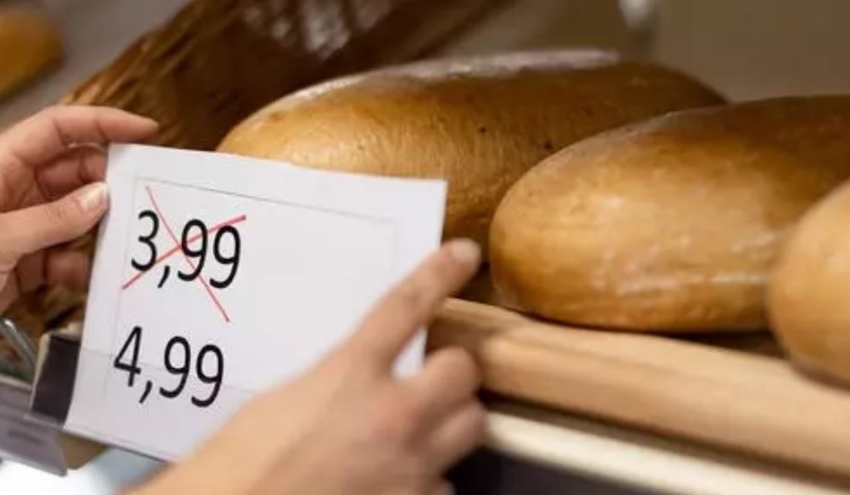 Unde cheltuiesc oamenii cel mai mult pe mâncare? Cheltuielile alimentare sunt cele mai mari în Europa de Est și Spania. Stiri agricole